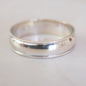 14K White Gold Milgrain-Edge Wedding Band, 5.2 mm — Size 8